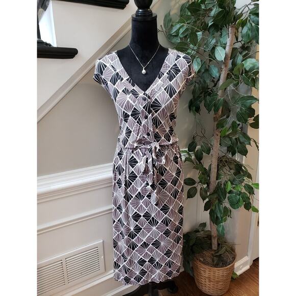 Isaac Mizrahi Sheath Dress Womens L Multi Geo Print Tie Waist Button Front Neck - Picture 1 of 13